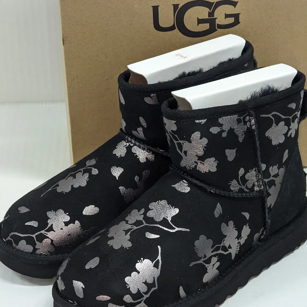 Ugg Australia Women's Classic Mini Floral Foil Boot Size 6.0 7.0 - Picture 1 of 8